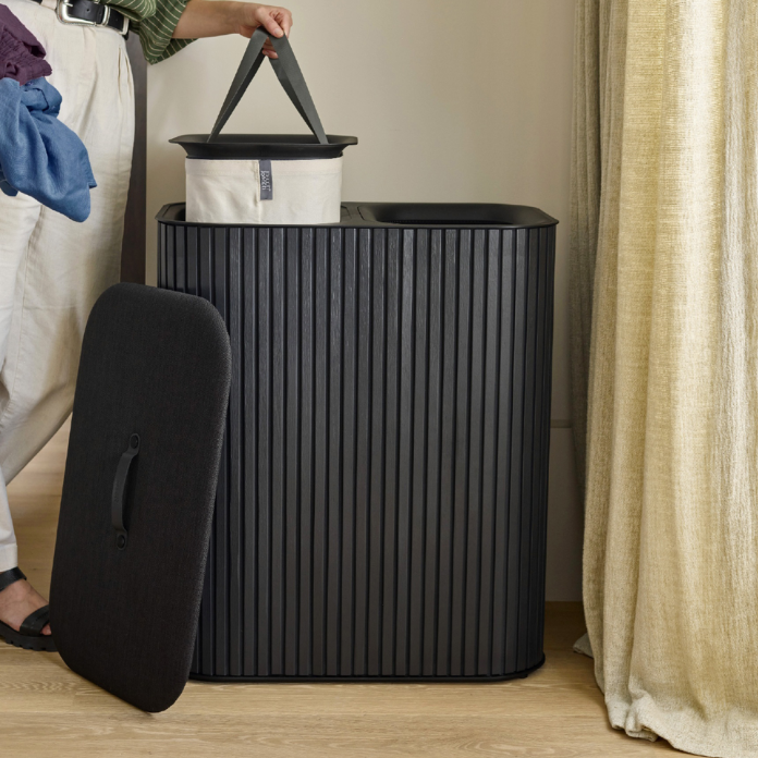 Howards Storage Members Save 20% on Laundry 